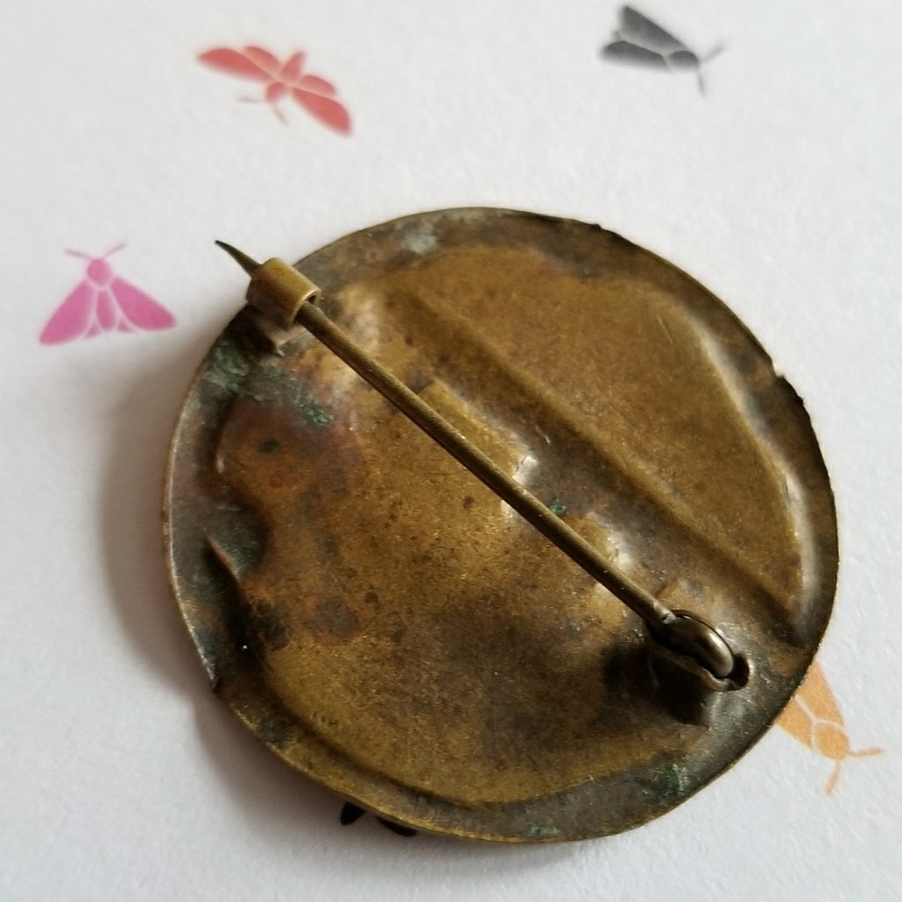 Relisted- Vintage World Fair States Exhibit brooch old gold - Picture 7 of 7